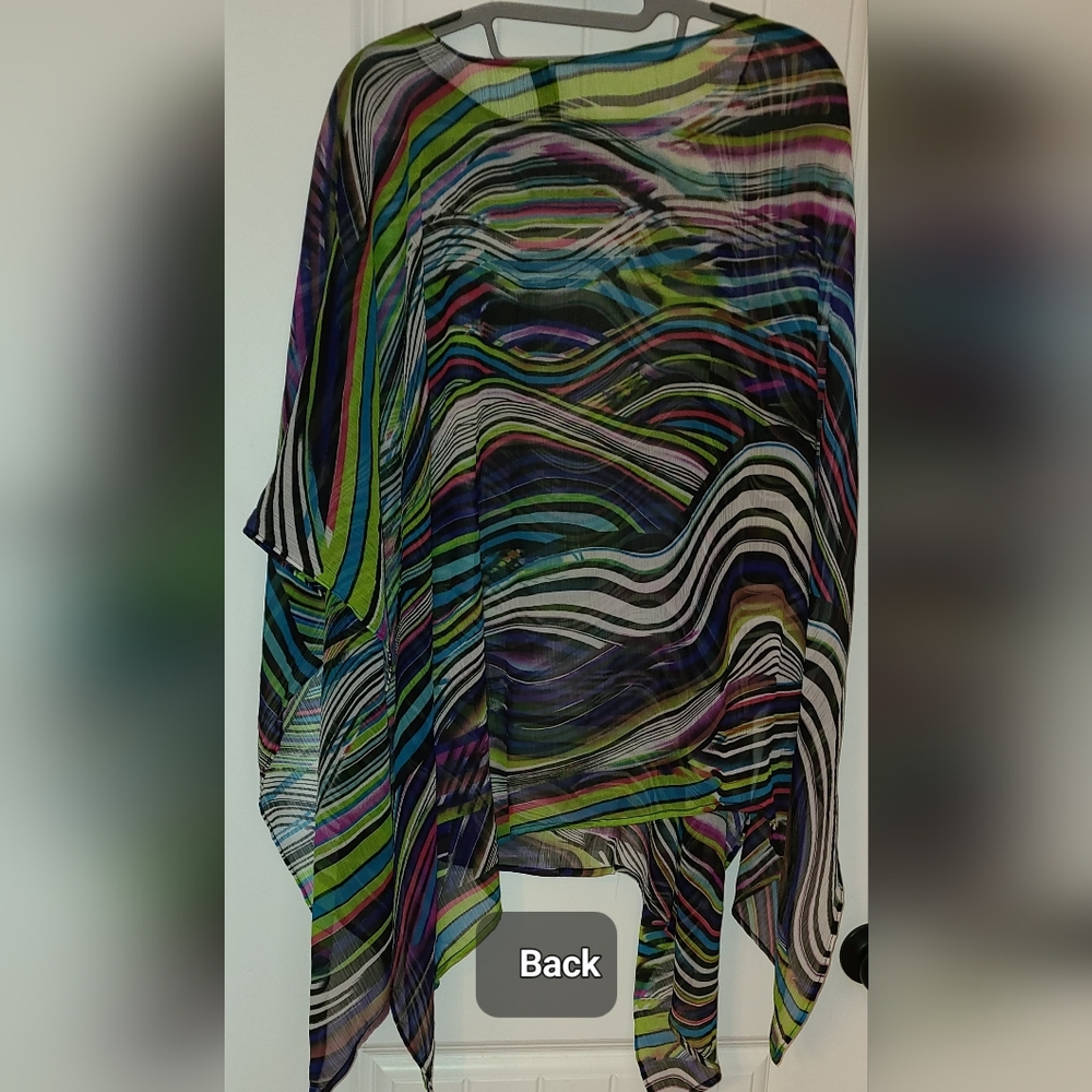Multicolor Abstract Women's Top; - Picture 2 of 2